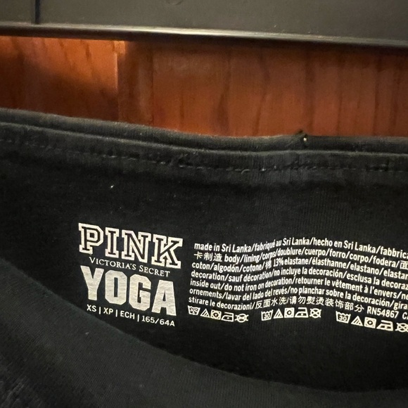 PINK Victoria's Secret Black Yoga Leggings - Picture 2 of 3